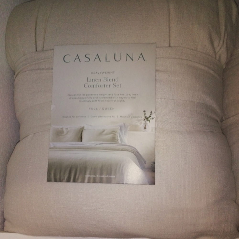 Casanova Linen Blend Comforter Set